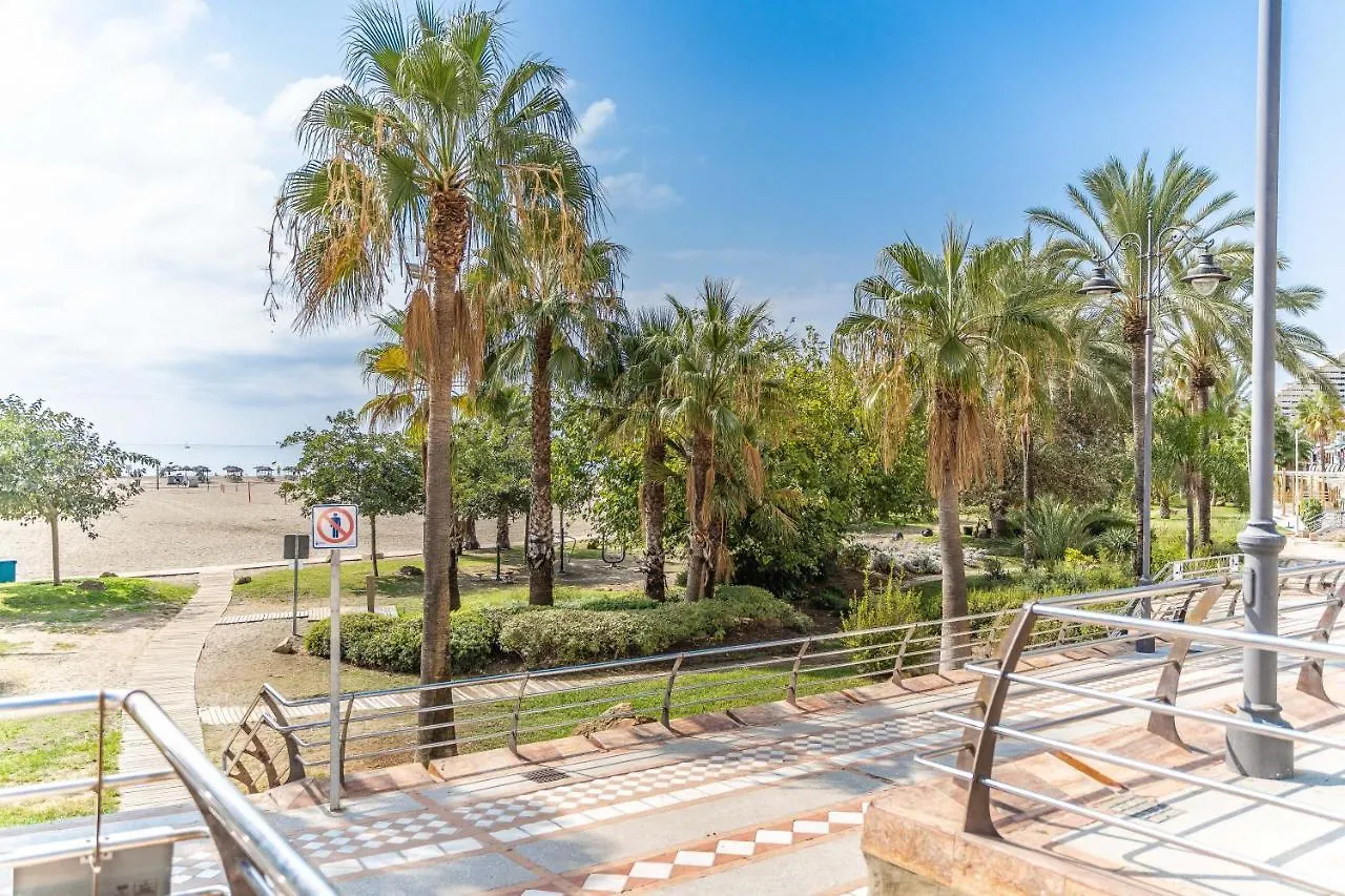 Sun Coast Benalmadena -- Superb Studio With 4 Pools, Gardens & Breakfast 西班牙